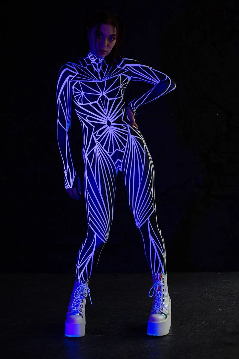 Black Mirror Costume 5 Black Mirror Costume - Image 5