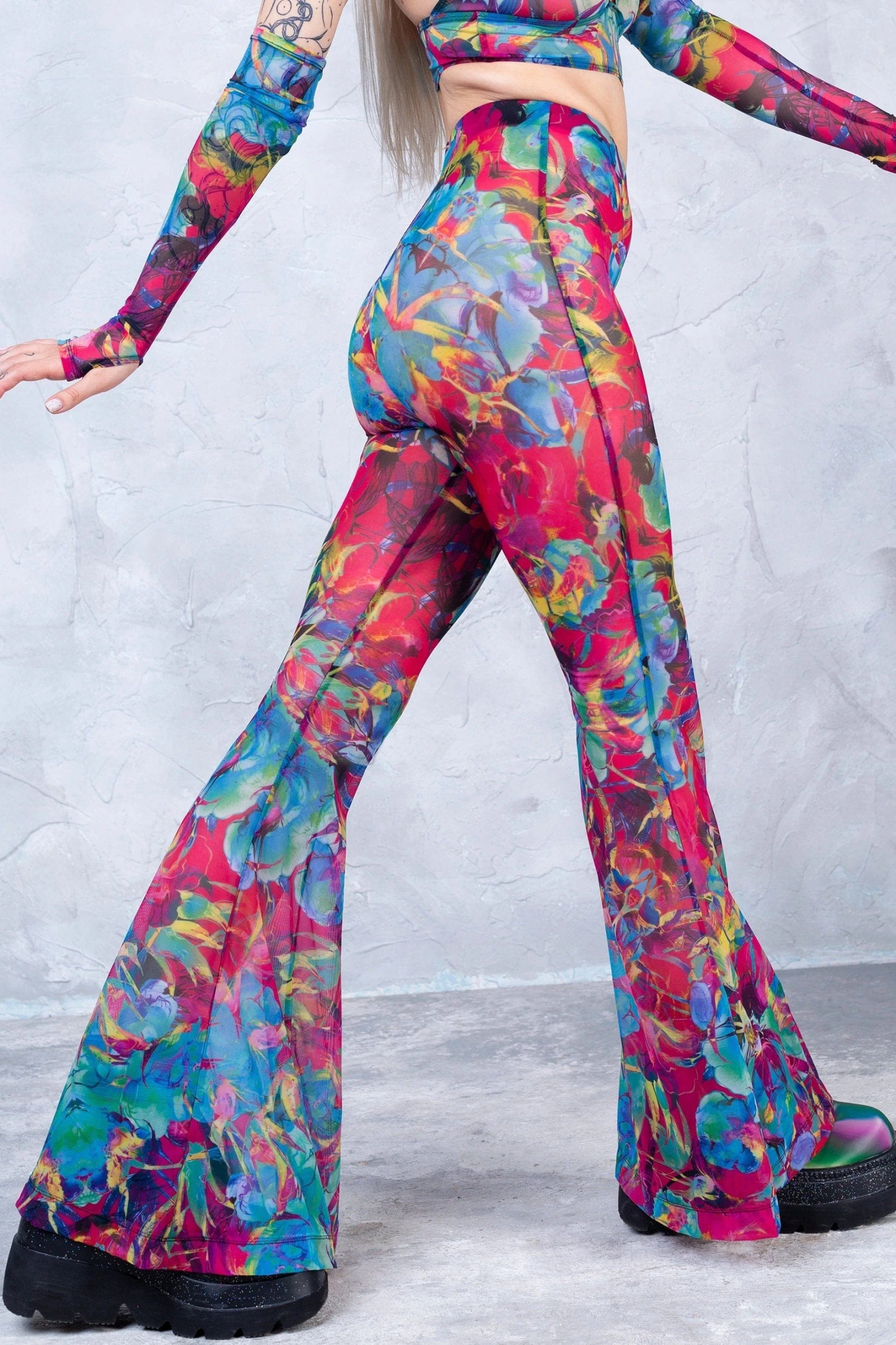 Amayah Bell Bottom Top And Pants Set 3 Amayah Bell Bottom Top And Pants Set - Image 3